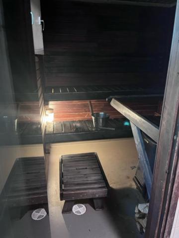 Hannunluhdan Lomamoekit Karijoki Luaran gambar